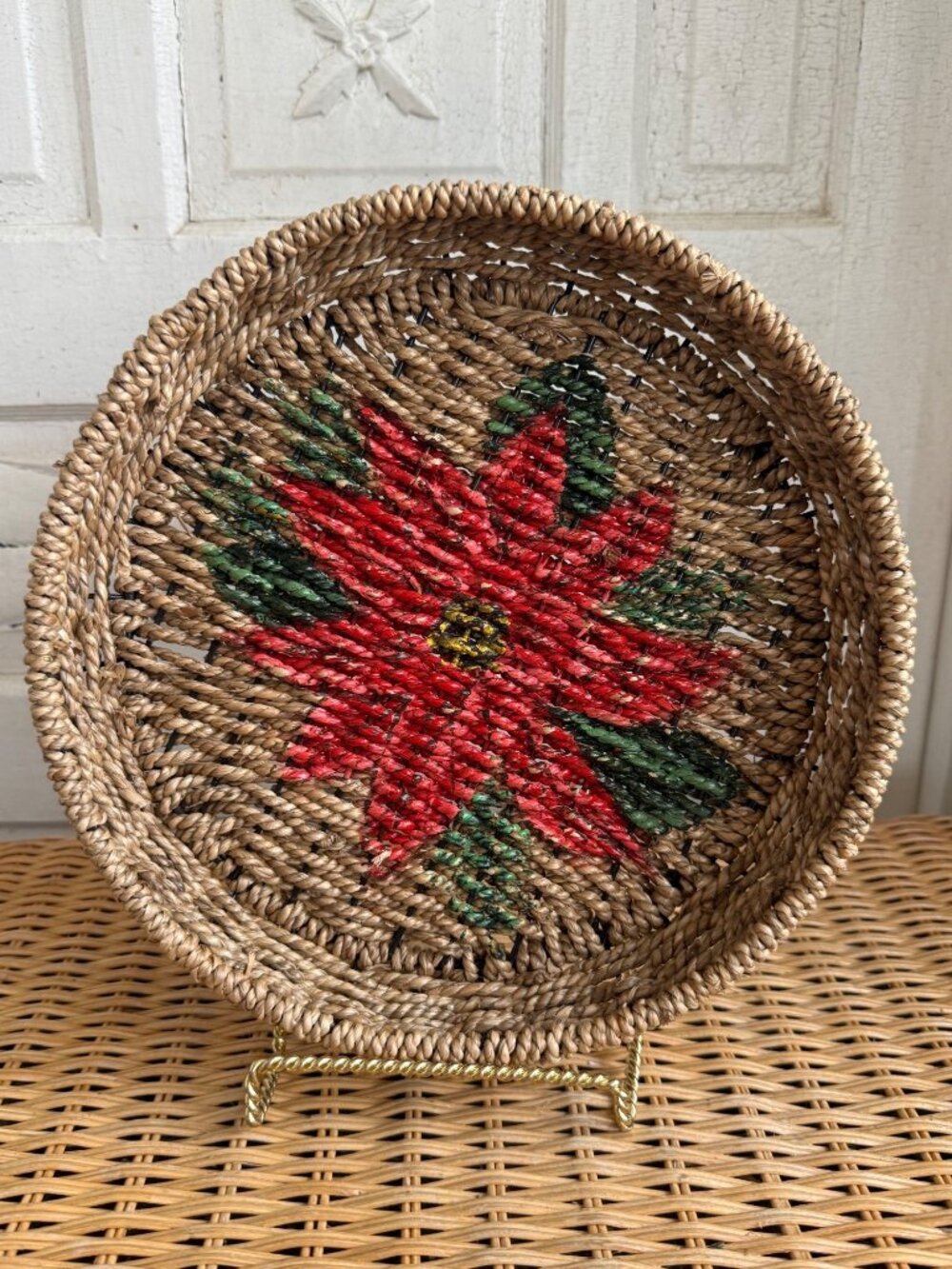 Vintage 70's Wire/Straw Serving Basket Tray Painted Ponsietta Christmas Flower